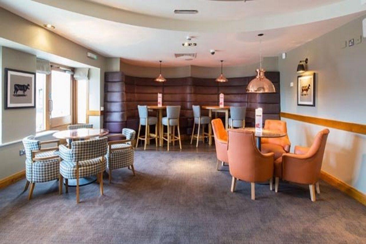Premier Inn Newton Abbot Exterior foto