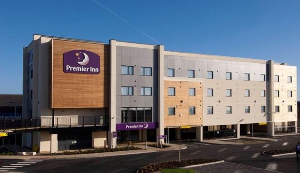 Premier Inn Newton Abbot Exterior foto